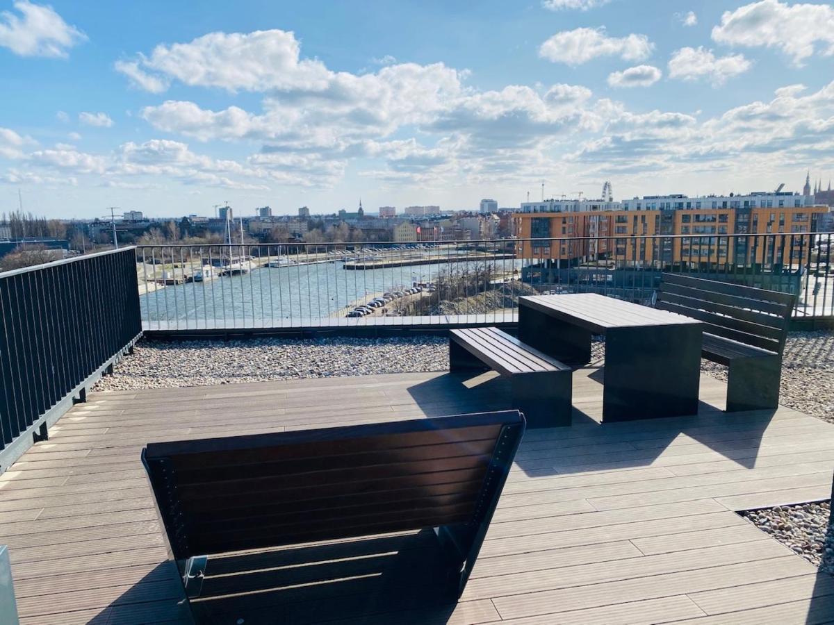 Apartamenty S&S Chlebova Gdansk Z Widokiem Na Rzeke Motlawe, Stare Miasto Exterior photo
