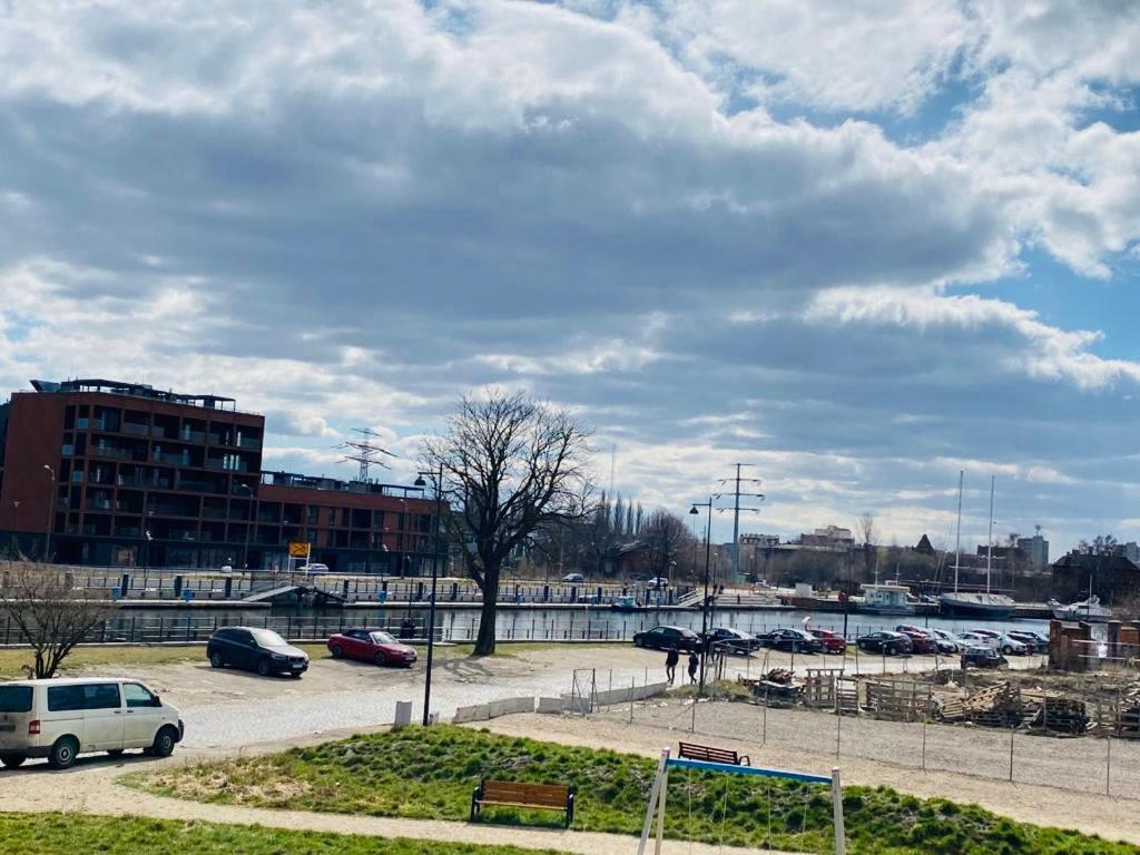 Apartamenty S&S Chlebova Gdansk Z Widokiem Na Rzeke Motlawe, Stare Miasto Exterior photo